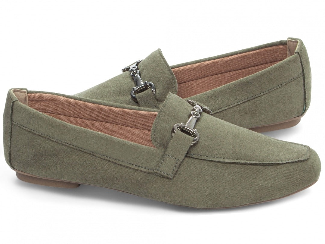 Mocassim Feminino Bico Alongado em Camurça Verde
