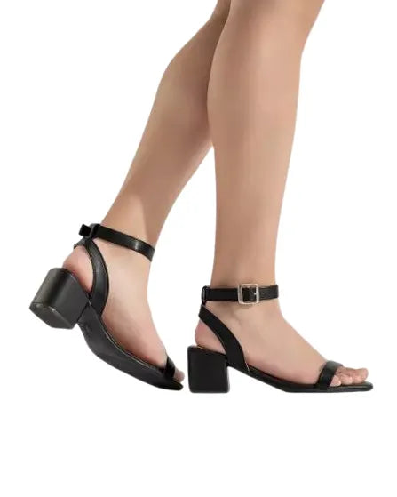 Sandália de Salto Quadrado Feminina Lisa com Fivela Preto