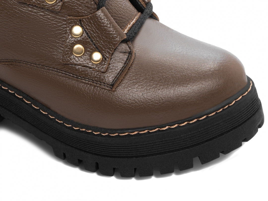 Bota Coturno Feminina Sola Tratorada com Zíper e Apliques Dourados