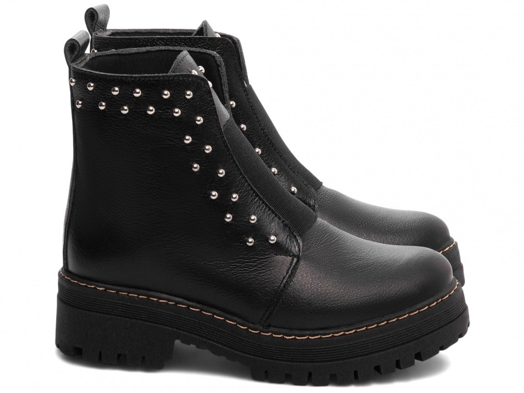 Bota Coturno Feminina Sola Tratorada em Couro Preto