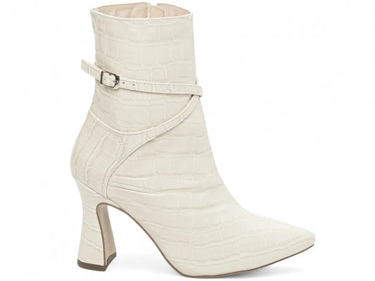 Bota Feminina Bico Fino Cano Médio Off White