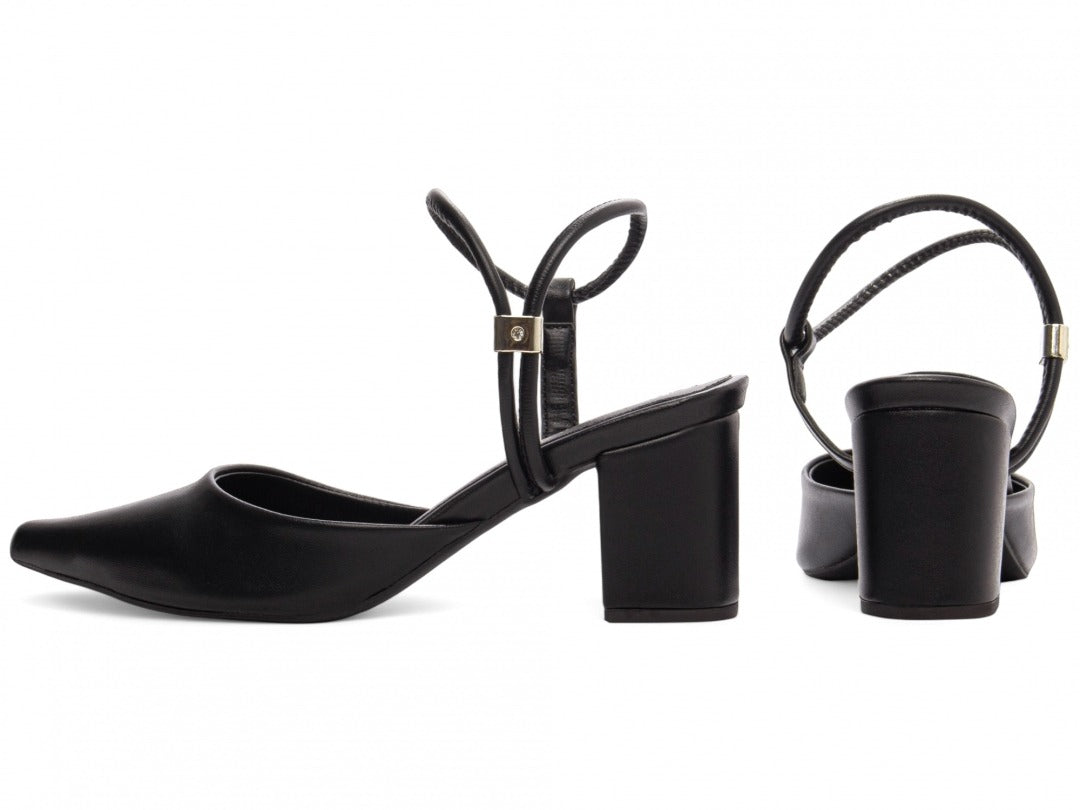 Sapato Scarpin Preto Ajustável