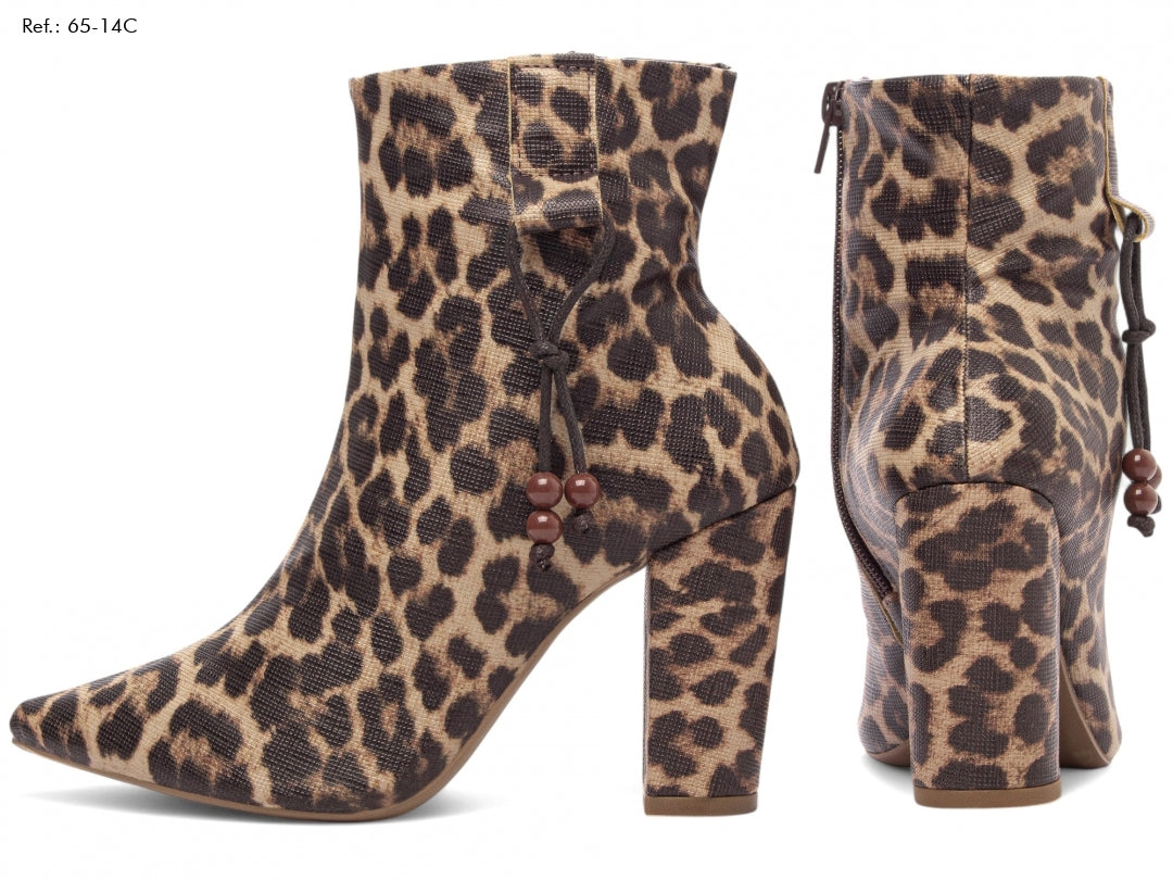 Bota Cano Curto Onça Estampada