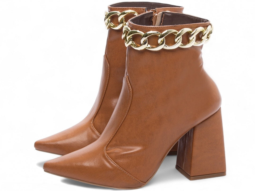 Bota Feminina Bico Fino Cano Médio Caramelo