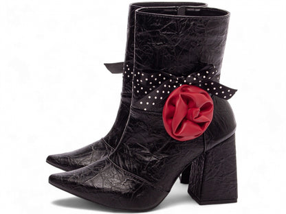 Bota Feminina Bico Fino Cano Médio Preto Vintage
