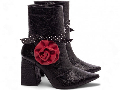 Bota Feminina Bico Fino Cano Médio Preto Vintage