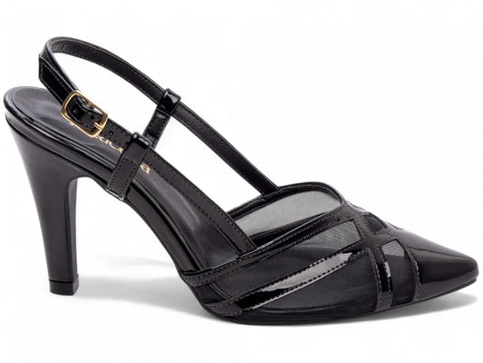 Sapato Scarpin Preto com Fivela