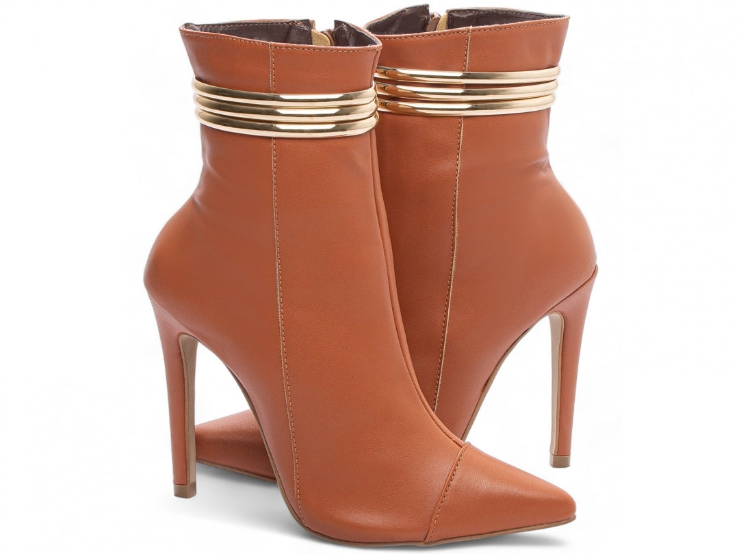 Bota Feminina Bico Fino Cano Médio Caramelo